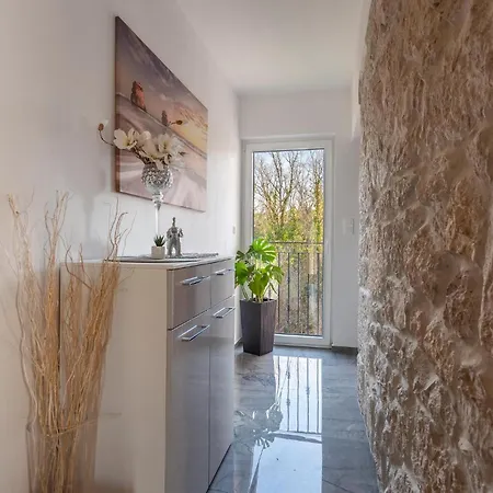 3 Bedroom Luxurious In *