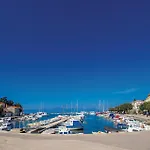 Casa vacanze 3 Bedroom Luxurious In